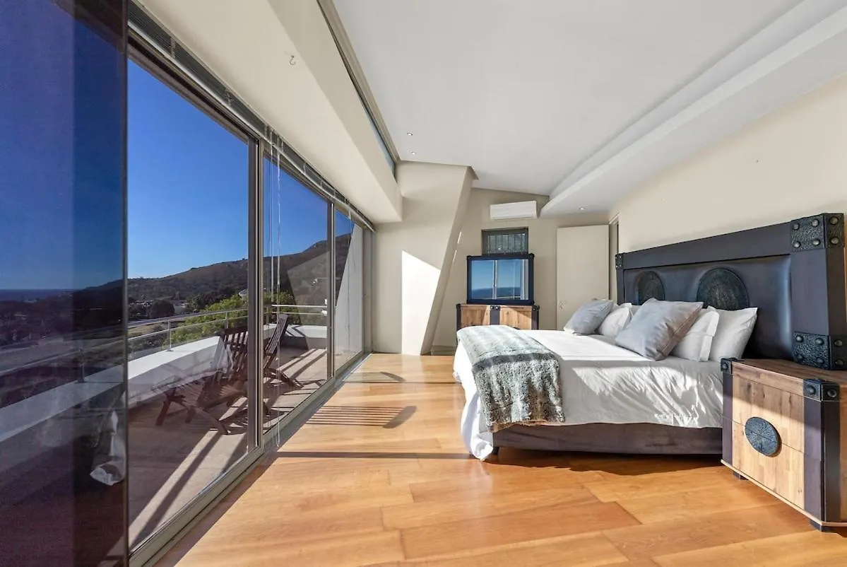 Sea Views, Secret Garden, 3 Bedroom Villa In Camps Bay Città del Capo